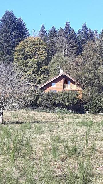 Maison de campagne pour 8 personnes, avec vue ainsi que jardin et sauna à Liézey