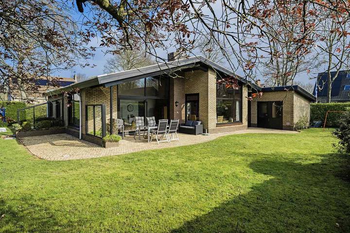 Casa de vacaciones para 6 personas, con terraza y jardín - 1