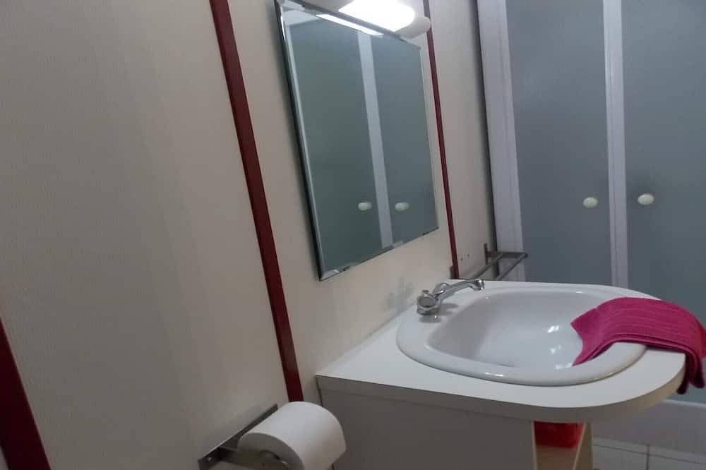 Location classée 3 étoiles de 4 pièces pour  6 personnes - piscine chauffée - in Sallertaine, Vendée