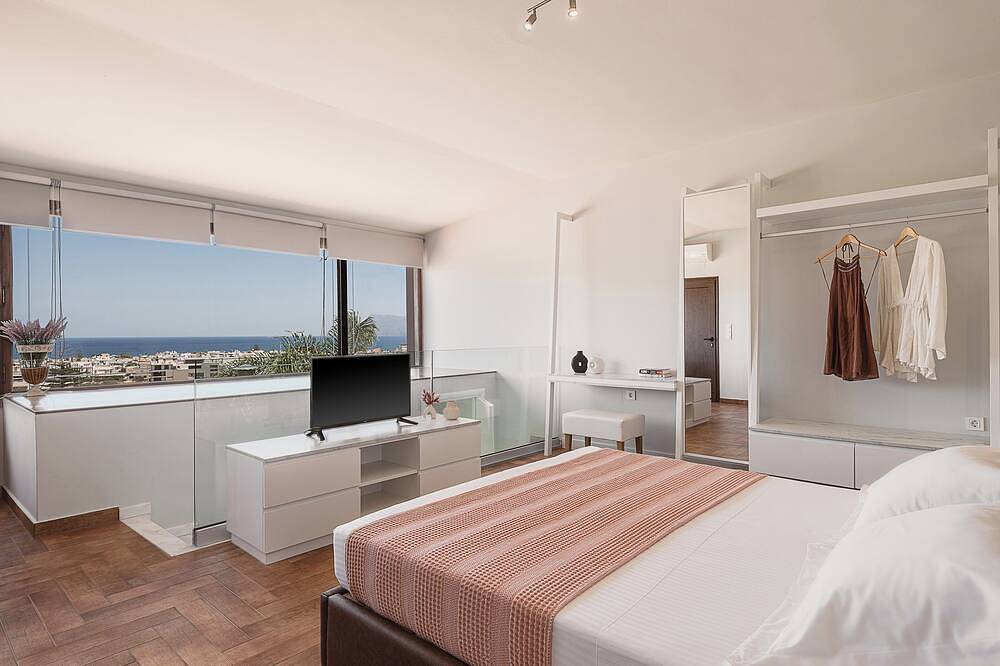 Luxurious Villa with sensational view of Cretan Sea in Kissamos, Chania und Umgebung
