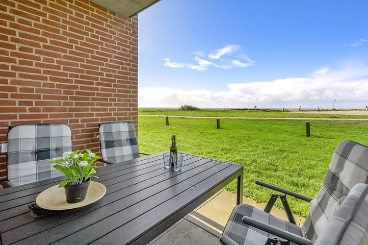 Ferienwohnung für 6 Personen, mit Balkon und Terrasse in Højer