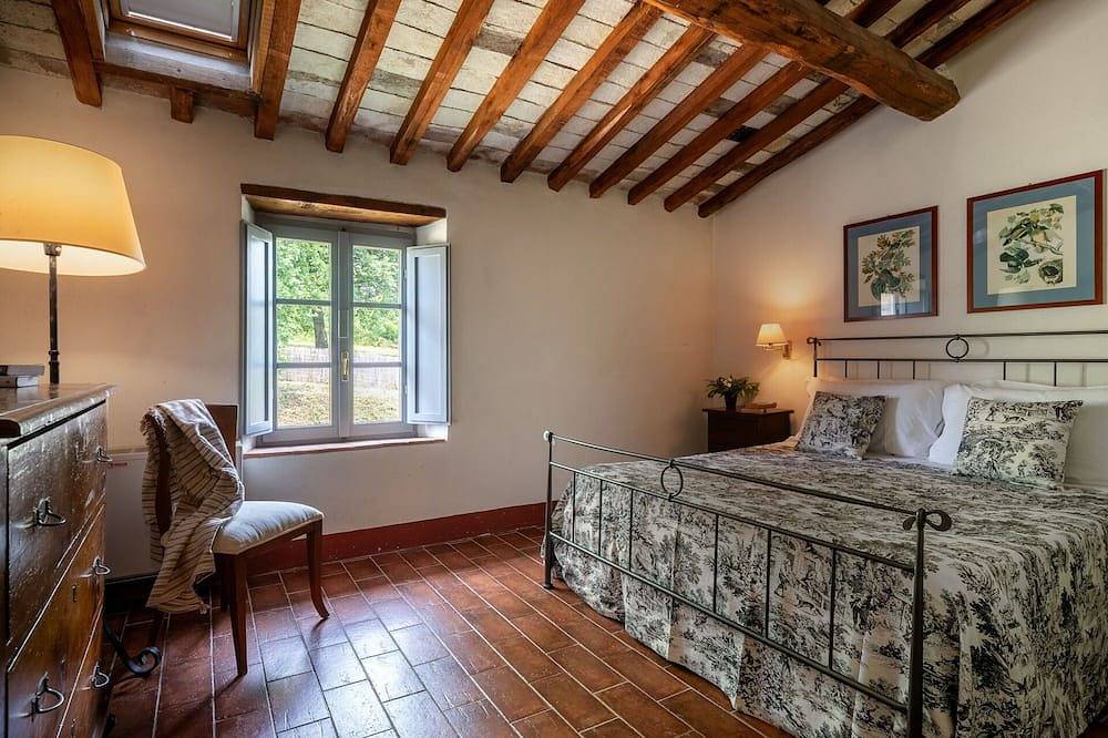 In The Heart Of Chianti, Pool, Wifi, View in Lilliano, Castellina in Chianti