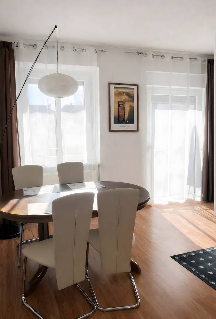 Ganze Wohnung, Ferienwohnung 'Sweet Home' mit Balkon und Wlan in Friedrichshafen, Region Bodensee-Oberschwaben