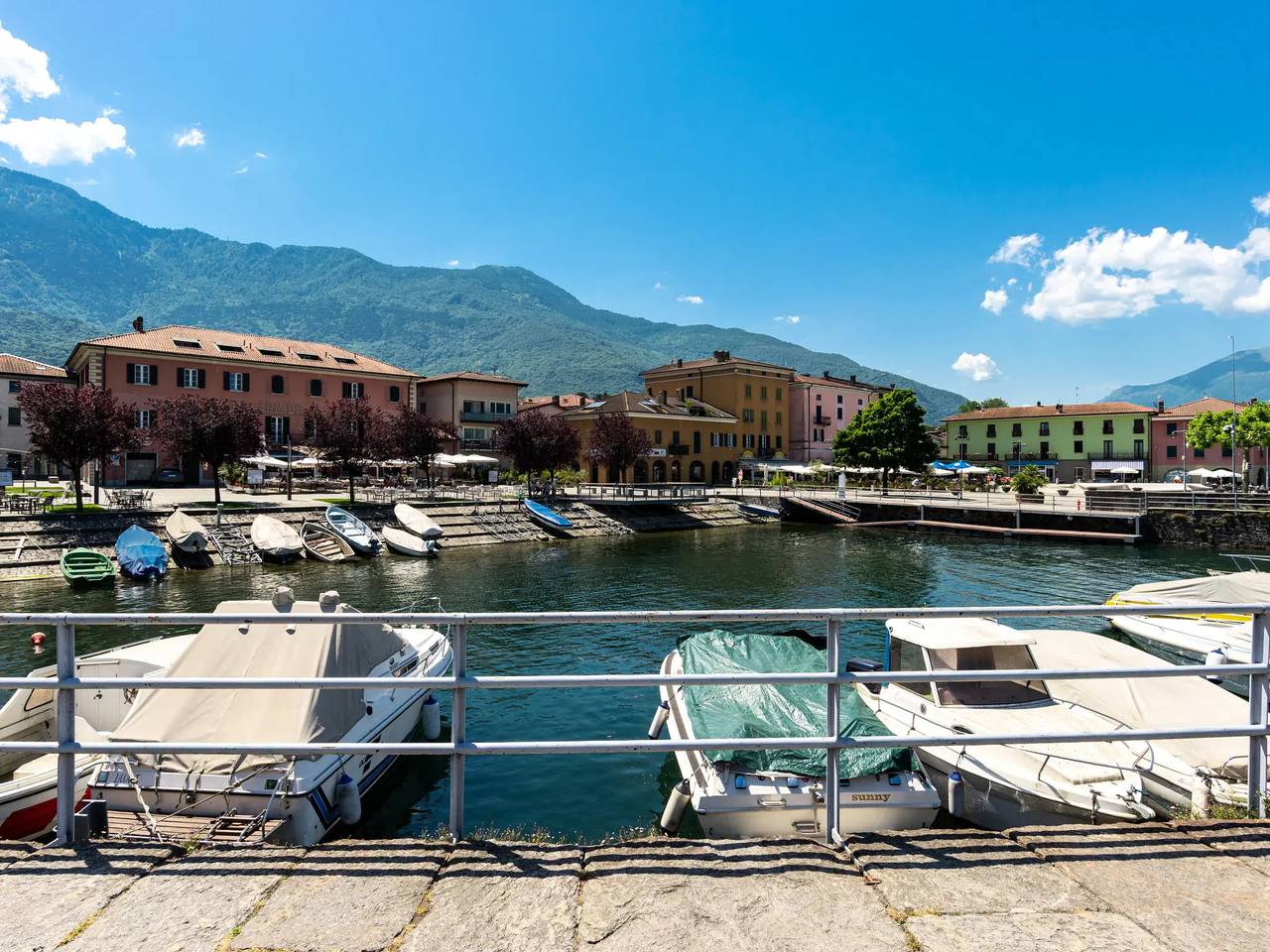 Casa 4 Persone in Colico, Alpi Orobie Occidentali