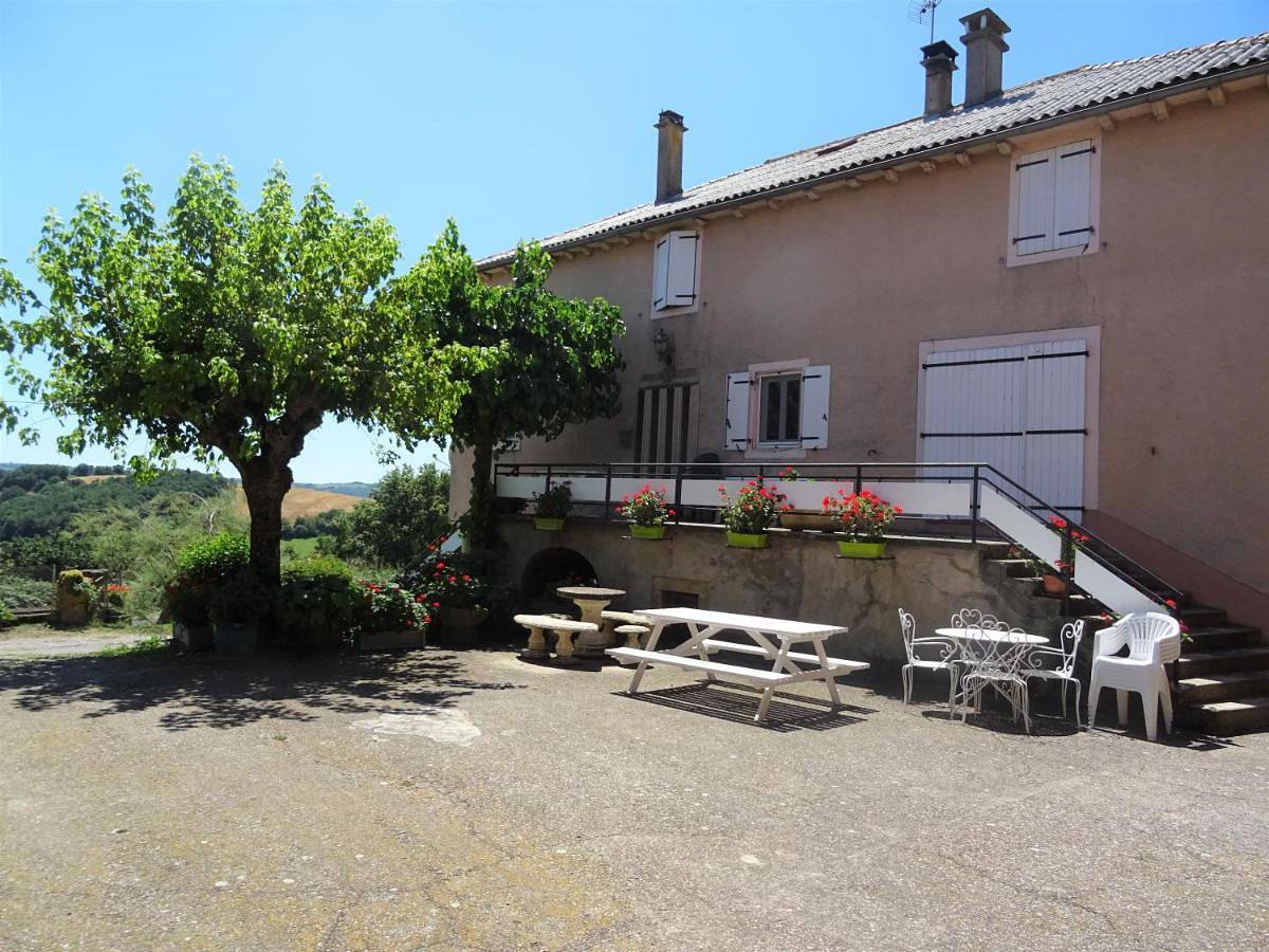 Gîte à Broquiès près du lac de Villefranche de Panat in Broquiès, Parc naturel régional des Grands Causses