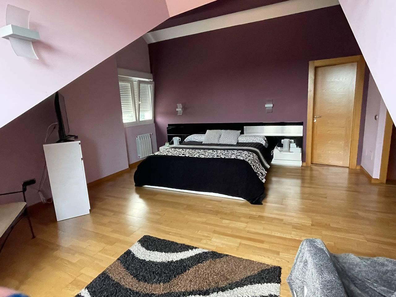 Ferienhaus 'Santa Divina Relax Para 10 Personas' mit Balkon und Wlan in Castrillón, Costa Verde (Spanien)