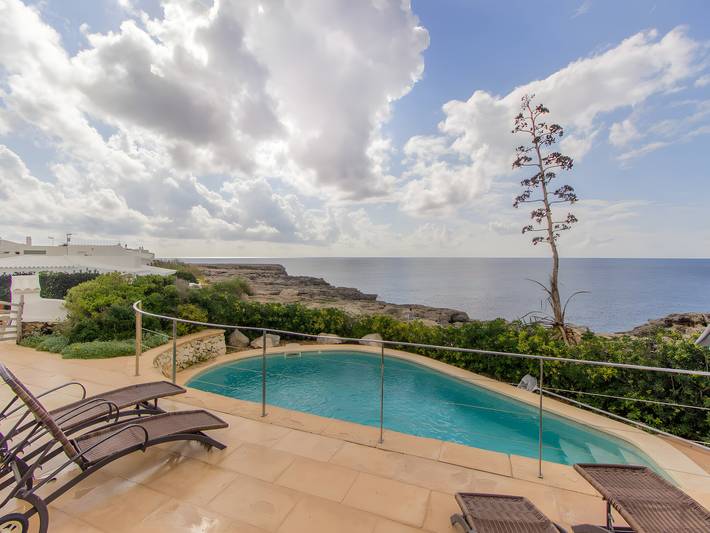 Casa rural para 6 personas, con jardín en Sant Lluís - 2