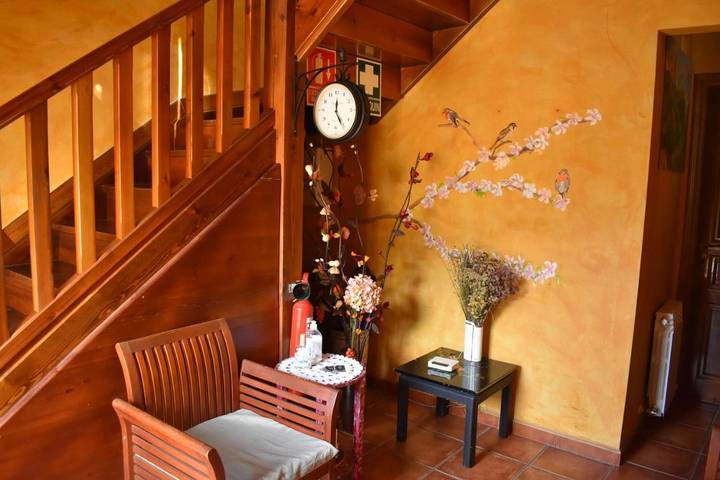 Casa rural para 2 personas, con Terraza además de Jardín y Vistas en Navas de Bureba