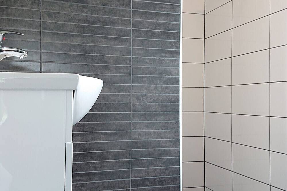 Camping Natuurlijk Limburg - chalet 4p in Reemersthal, Voeren