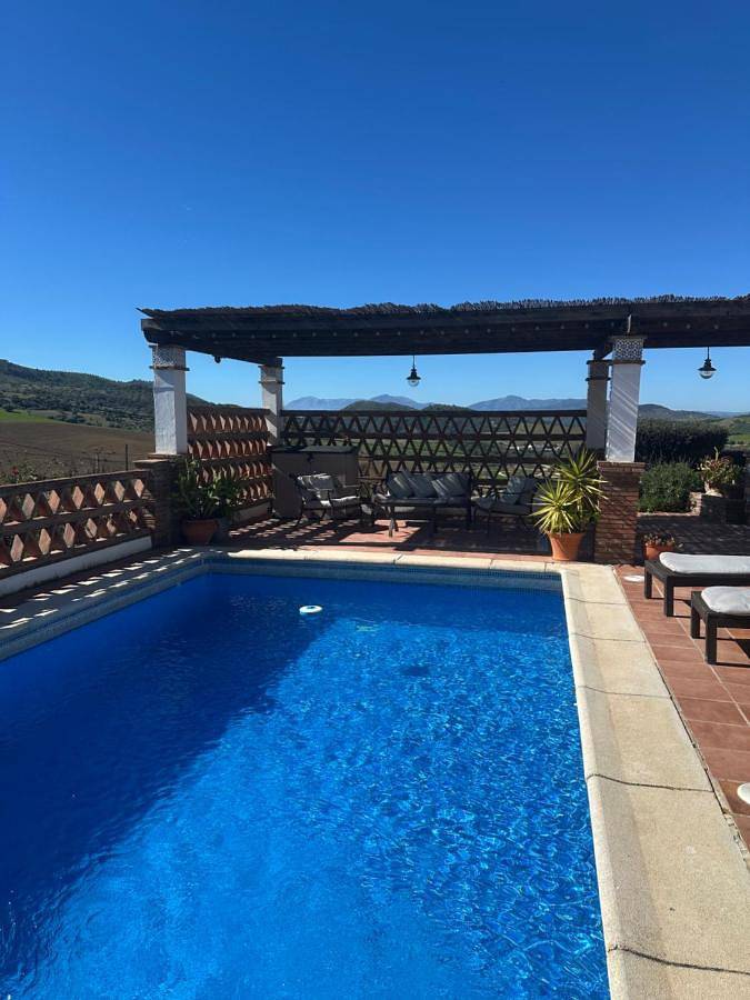 Casa rural para 4 personas, con piscina además de jardín y vistas, Se admiten mascotas en Almogía - 3