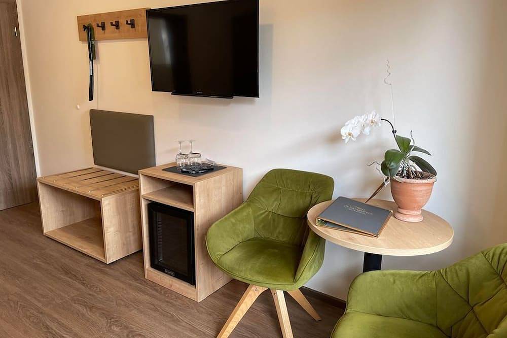 Doppelzimmer 2 - Gäste- und Weinhaus Haus Schatzgarten in Wolf, Traben-Trarbach