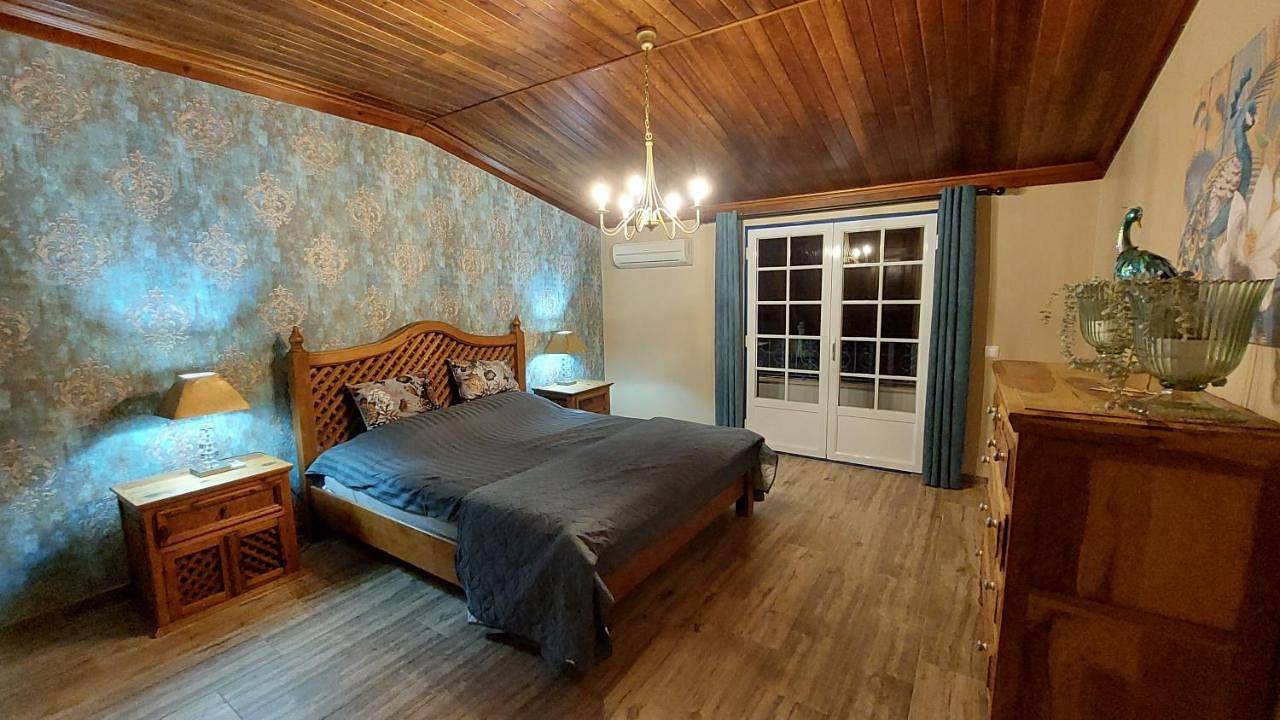 Two-Bedroom House in Almeirim, Rio Tejo