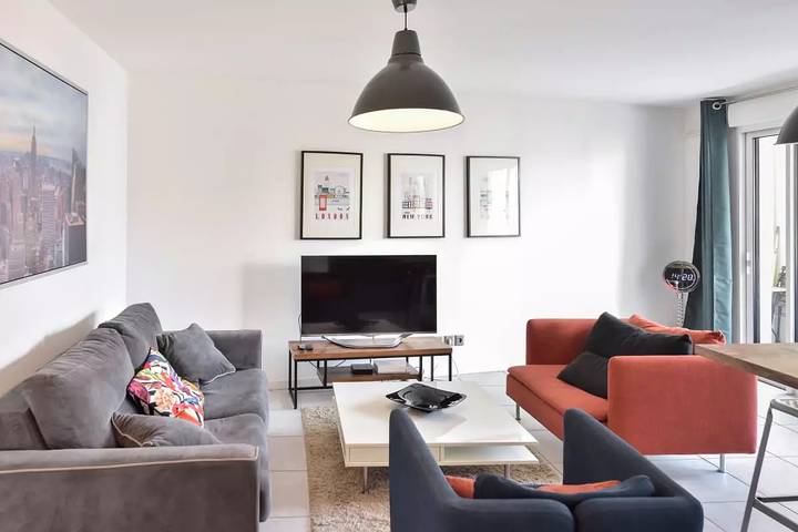 Gîte pour 4 personnes, avec balcon et piscine dans Port du Mourre-Rouge - 2