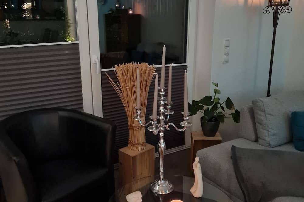Ganze Wohnung, Ferienwohnung \"Bei von Seggern´s\" am Dorfplatz Friedrichsfehn mit Terrasse in Edewecht, Ammerland
