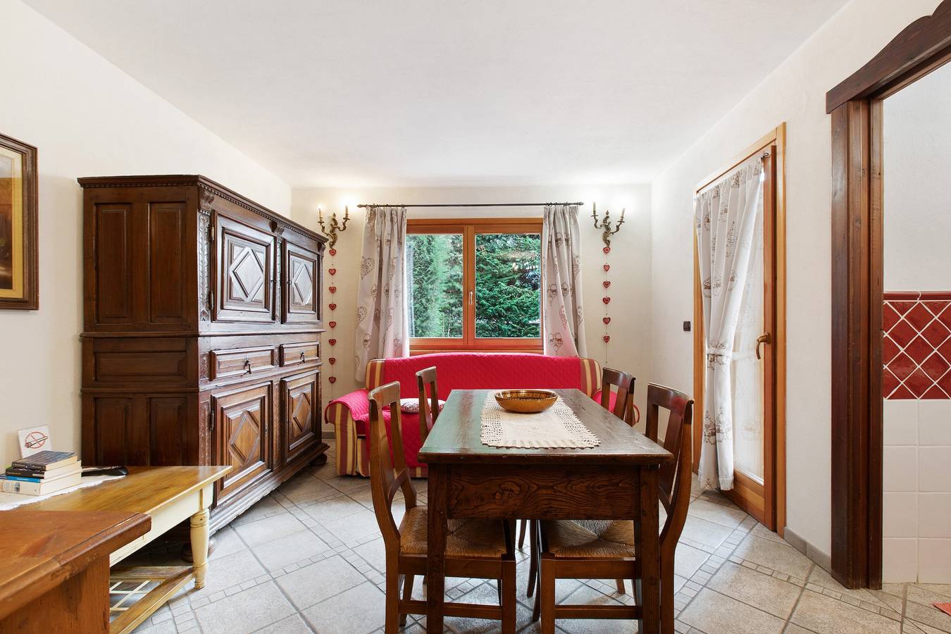 Appartamento intero, Appartamento 'Bilocale 4' con Vista Montagna, Terrazza in Comune e Wi-Fi in Gressan, Comune di Gressan