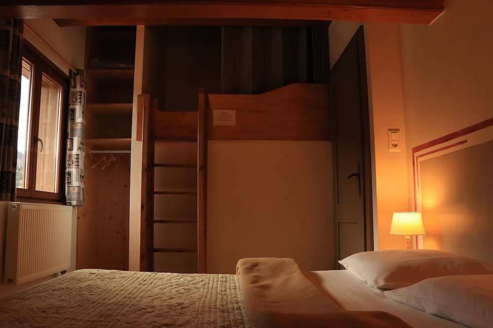 Experience Nordique Kota grill, Sauna, Bain nordique, 14 personnes in Ventron, Parc naturel régional des Ballons des Vosges