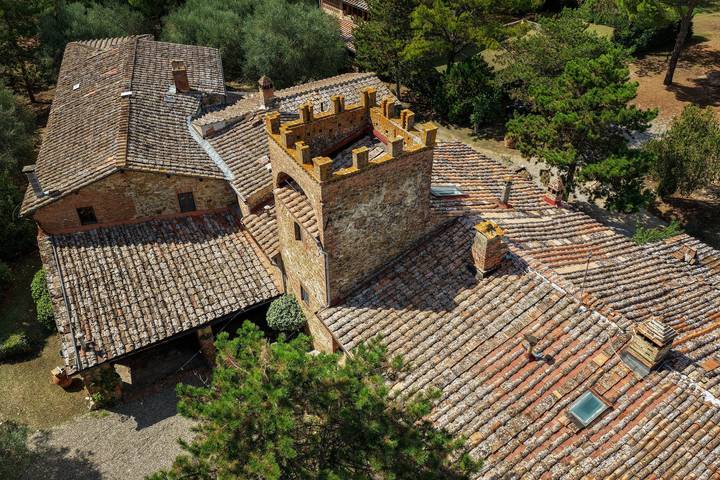 Villa for 11 people, with yard in Siena