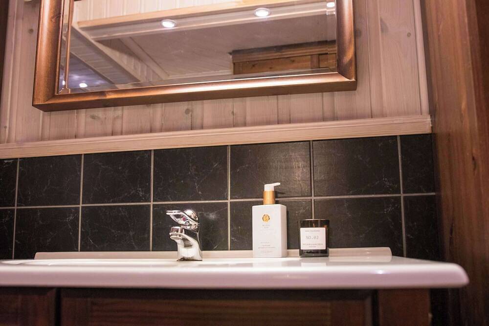Ganze Wohnung, Stylish 2Br Stay in the Heart of Tromsø in Tromsø