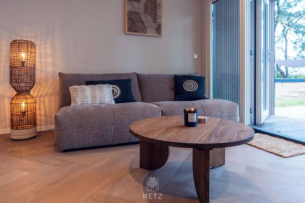 Luxury Wellness Lodge in a quiet, wooded area on the Salland Ridge in Sallandse Heuvelrug