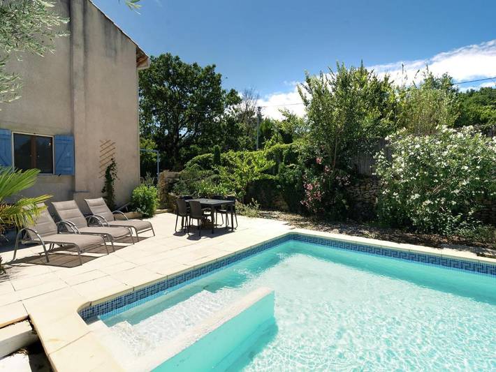 Villa pour 10 personnes, avec Terrasse ainsi que Jardin et Piscine