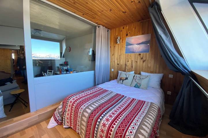 Appartement entier, Appartement face aux montagnes -la Belle étoile in Eyne, Parc naturel régional des Pyrénées catalanes