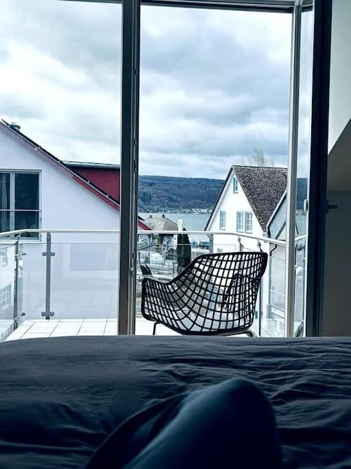 Ferienwohnung für 4 Personen, mit Ausblick und Balkon sowie Seeblick - 1