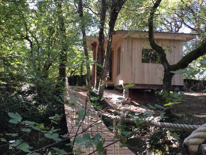 Gîte pour 2 personnes, avec Balcon et Jacuzzi ainsi que Terrasse et Jardin à Livernon