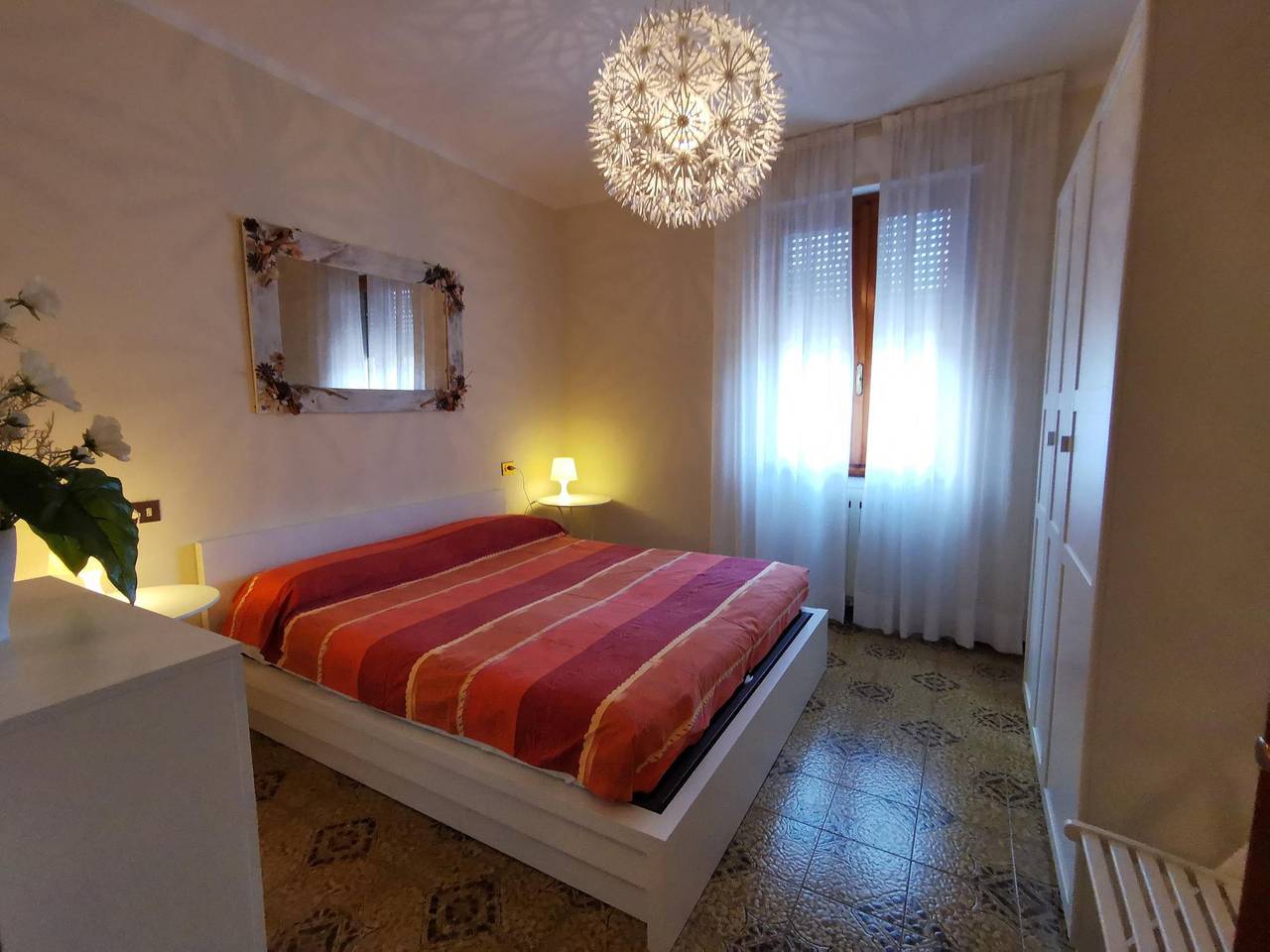 Ganze Wohnung, Gardasee Ferienwohnung mit Seesicht & Pool in Tignale in Gardola, Tignale