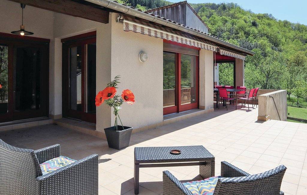 Gîte de la Bourges, 4 étoiles, Ardèche in Saint-Pierre-de-Colombier, Parc naturel régional des Monts d'Ardèche