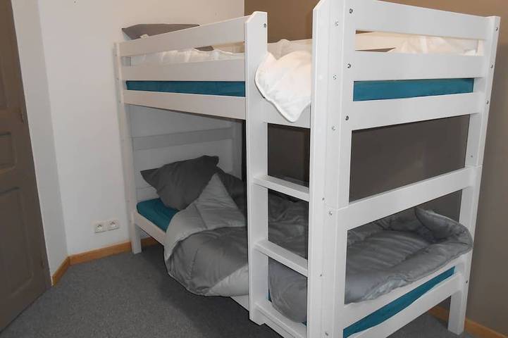 Ganze Wohnung, 8-seater apartment 80 m2 in Laruns, Béarn