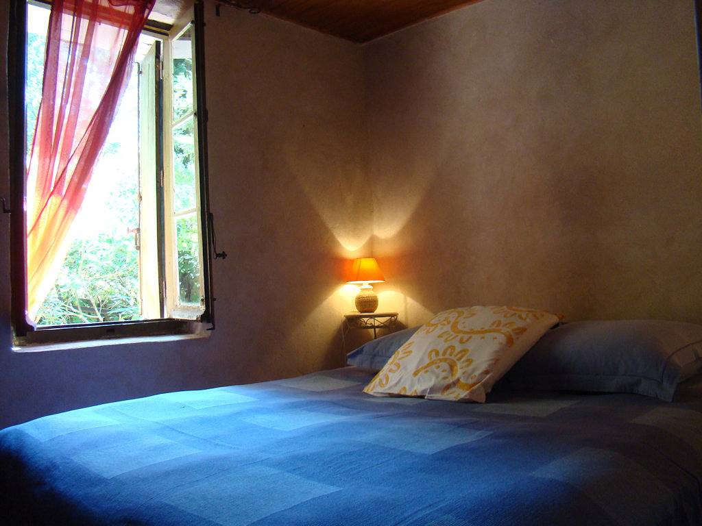 Chambres d'hôtes en Cévennes méridionales aux Nabières - Chambre Marocaine in Saint-Martial, Parc national des Cévennes