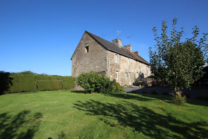 Gîte pour 4 personnes, avec Terrasse et Jardin dans Basse-Normandie