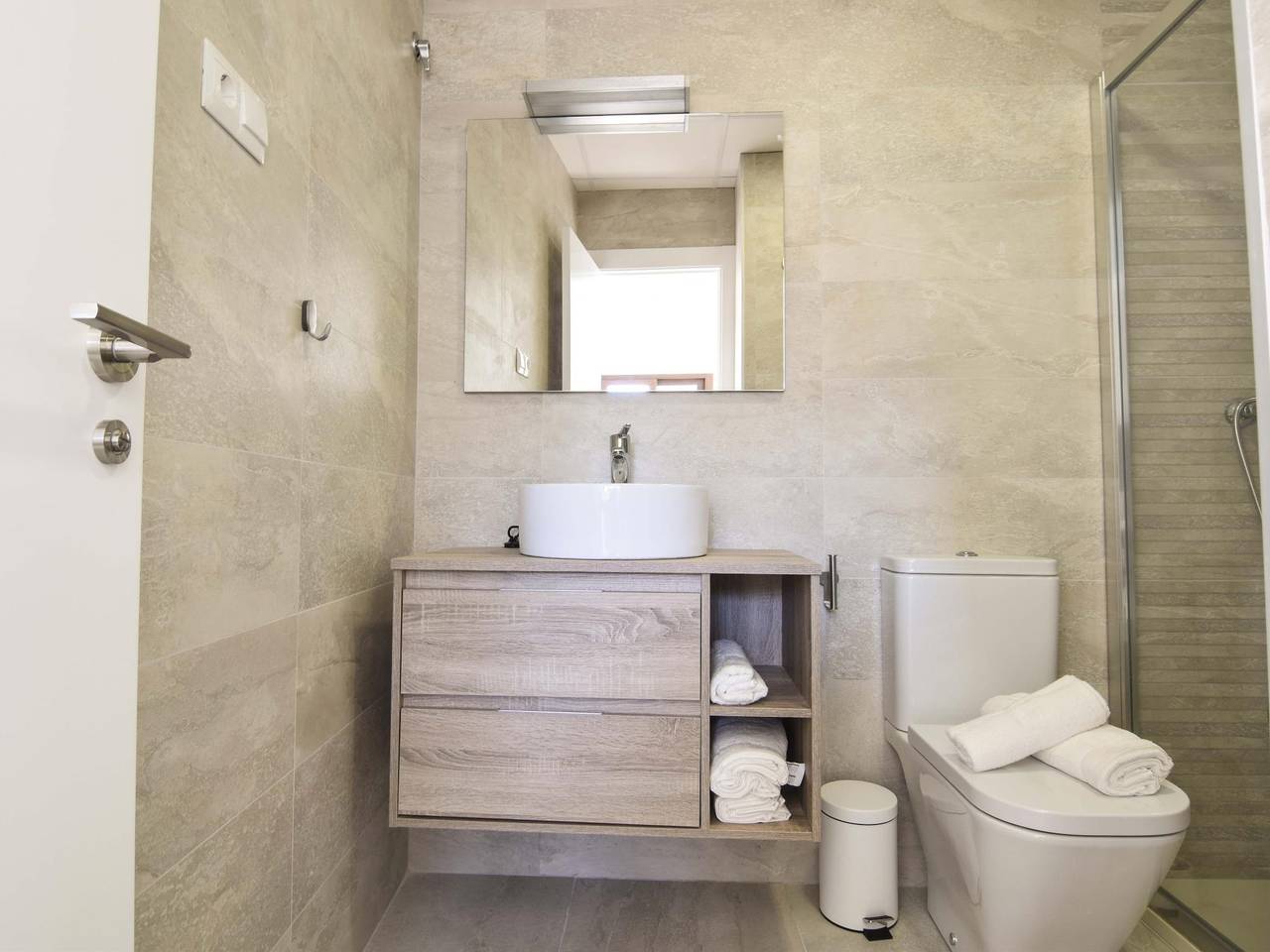 Studio entier, Studio pour 3 personnes avec terrasse in Malaga Centro Historico, Malaga