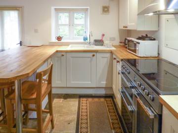 Holiday Rental for 4 People in Monmouthshire, South-Wales, Photo 4