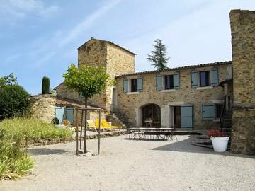 Cottage pour 12 personnes, avec piscine et jardin à Saint-Maime