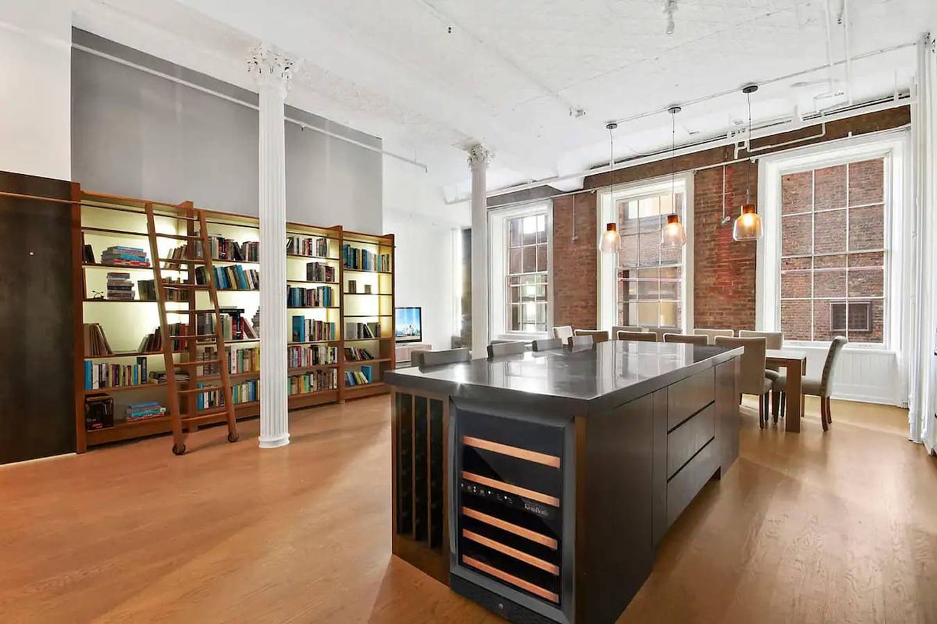Appartamento intero, Bond Haven I   Historic 2Br Noho Loft with Elevator in Manhattan, New York
