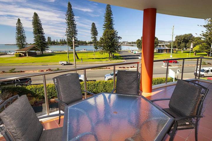 Appartement de vacances pour 4 personnes, avec piscine et balcon ainsi que vue et vue sur le lac - 1