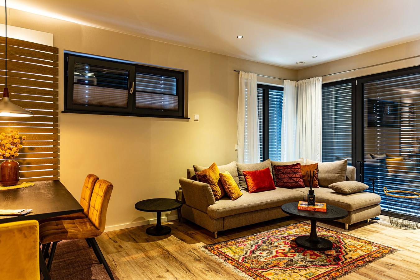 Geheel vakantieappartement, Vakantieappartement voor 6 personen met terras in Maikammer, Landkreis Südliche Weinstraße