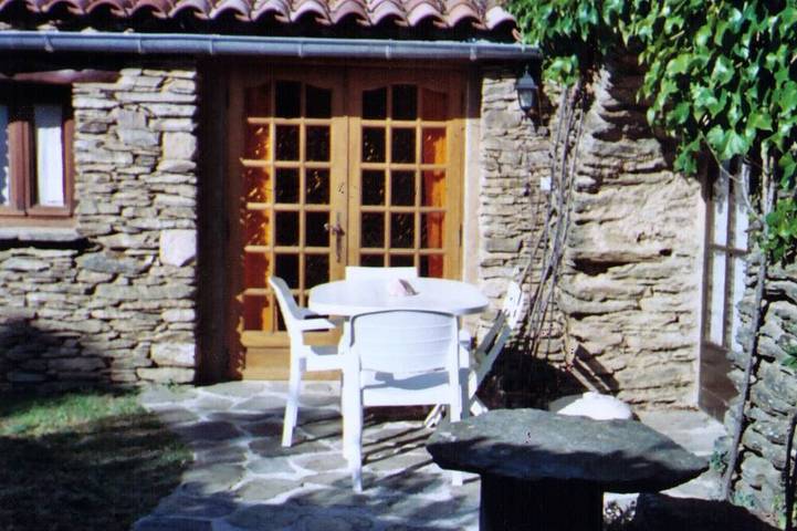Agriturismo pour 5 personnes, avec jardin et terrasse à Sénéchas