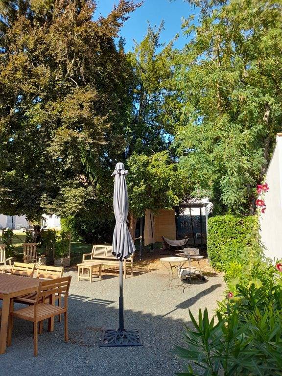 Gîte pour 6 personnes, avec terrasse et jardin à Puyravault - 4