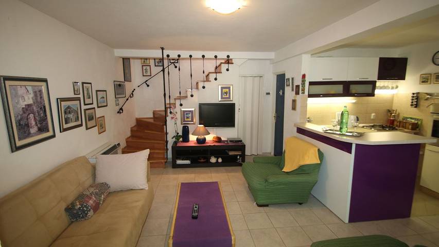 Ferienhaus für 5 Personen, mit Terrasse und Ausblick - 1