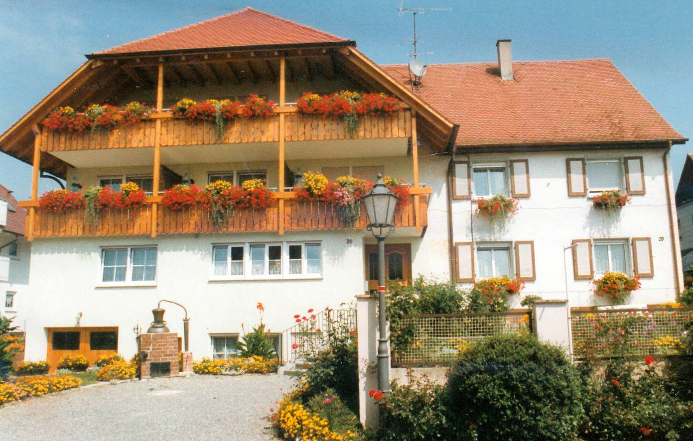 Gästehaus Model - Einzelzimmer mit Dusche und Wc in Hagnau, Obersee (Bodensee)