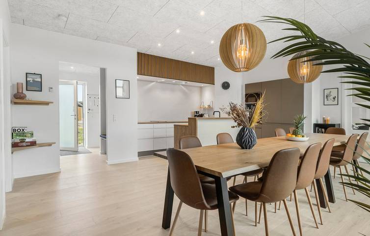 Ferienhaus für 12 Personen, mit Terrasse und Garten sowie Pool und Sauna in Odder und Umgebung - 4
