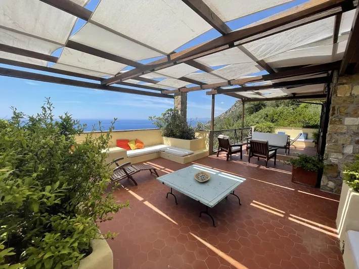 Villa für 7 Personen, mit Terrasse und Garten sowie Ausblick - 1
