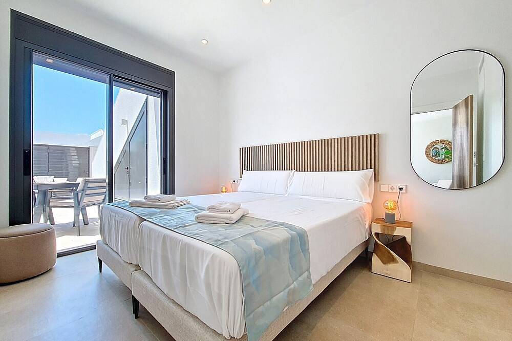 Villa with Private Pool and Roof Terrace in Golf Resorts Murcia, San Javier