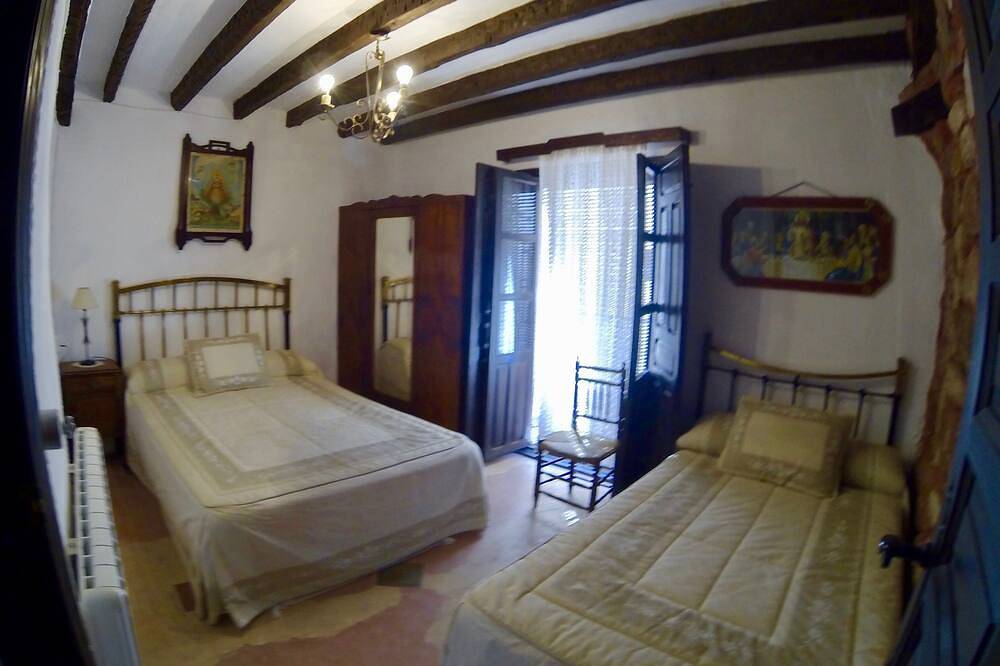 Cozy centenary country house in Alcaraz, Sierra de Alcaraz