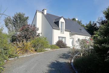 Gîte pour 8 personnes, avec jardin et terrasse à Baudre