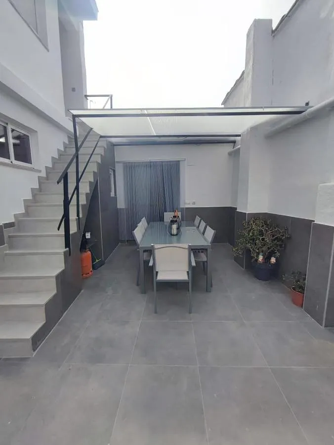 Ferienwohnung für 8 Personen, mit Ausblick und Terrasse - 1