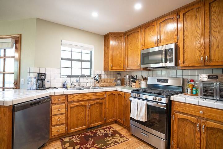 Vacation rental for 8 people, with yard and balcony in Twain Harte