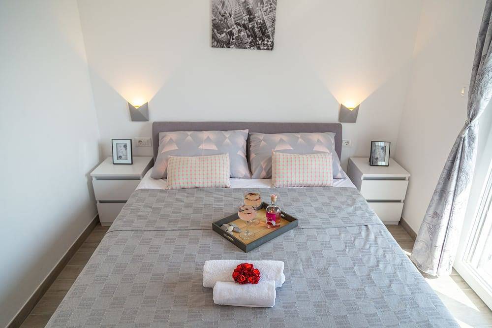 Villa Antea - privat heated pool, brand new villa, relaxing, rural near sea in Imotski, Makarska Riviera